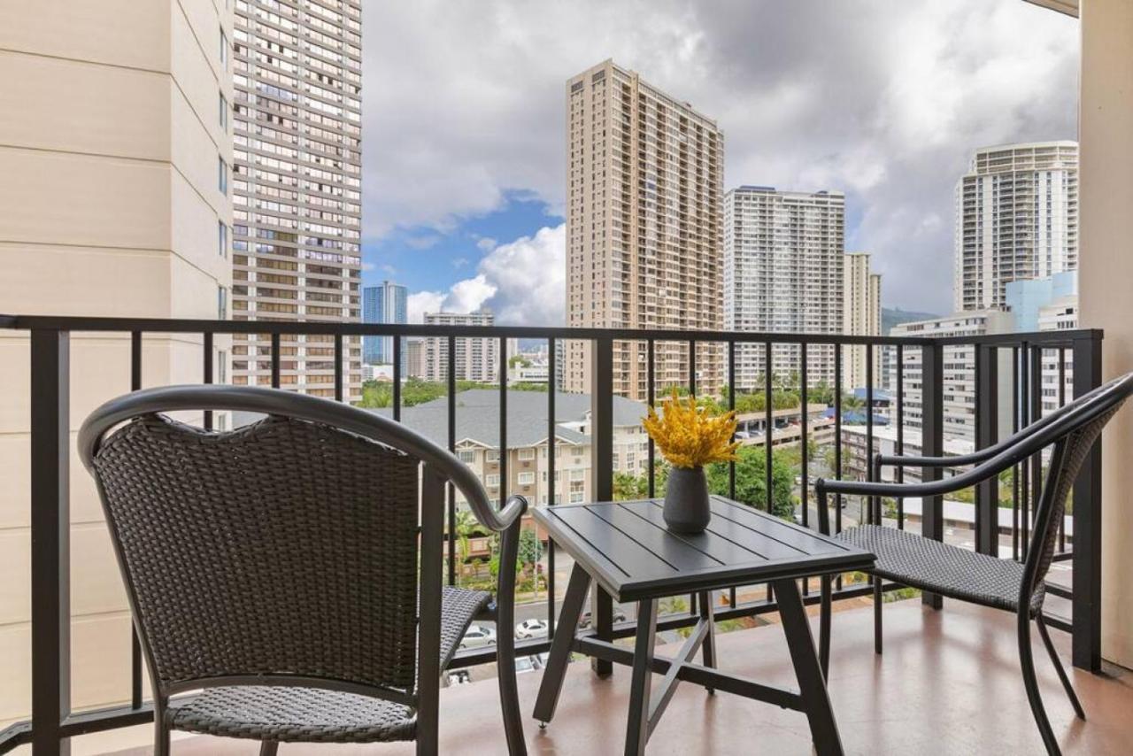 Villa Incredible Location Free Parking In Waikiki Honolulu Esterno foto